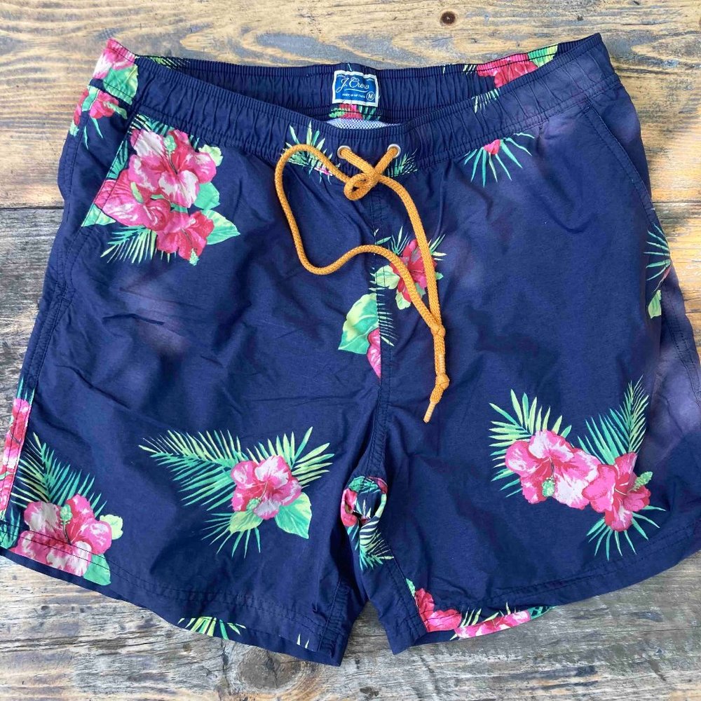 J.Crew 6" Swim Trunk - Medium - Navy Hibiscus